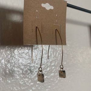 Square Earrings 🌟